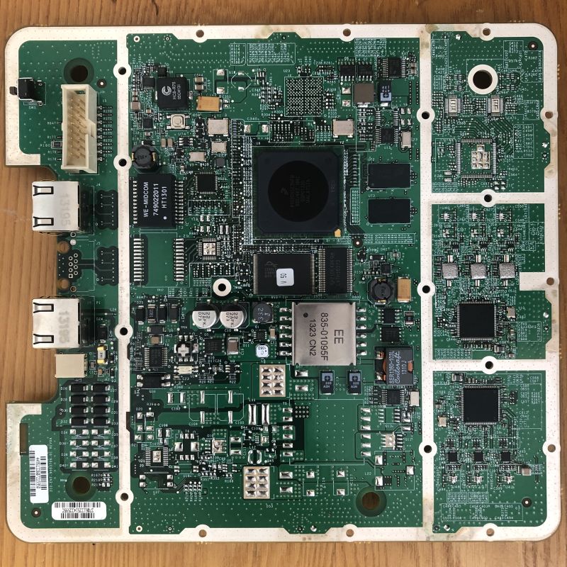 ws-ap3710i_pcb_front.jpg
