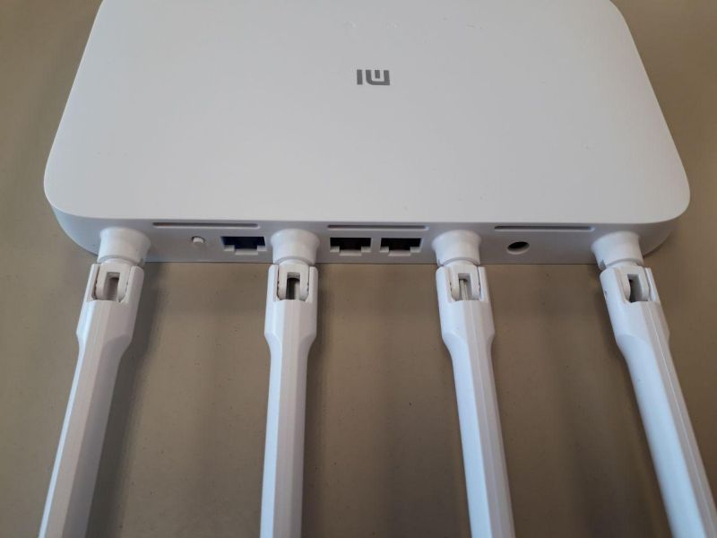 xiaomi-mi-router-4a-gigabit-edition-back.jpg xiaomi-mi-router-4a-gigabit-edition-back.jpg